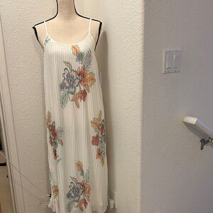 NWT O'Neill Floral Maxi Dress, Small